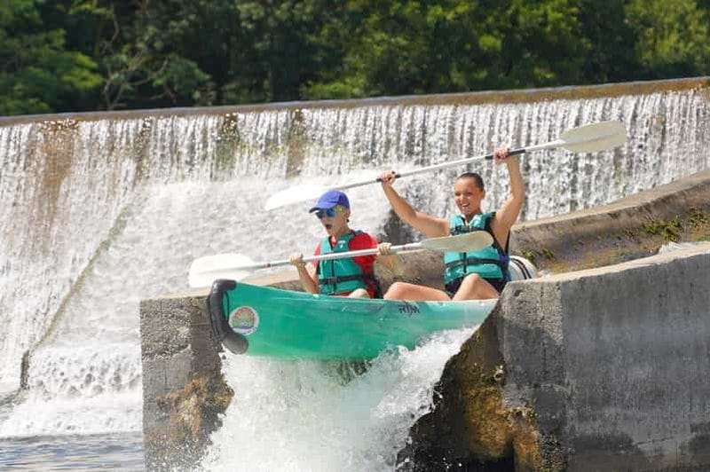 Billet Vallon Pont d'Arc : Descente de 10 km en kayak sur l'Ardèche avec toboggans