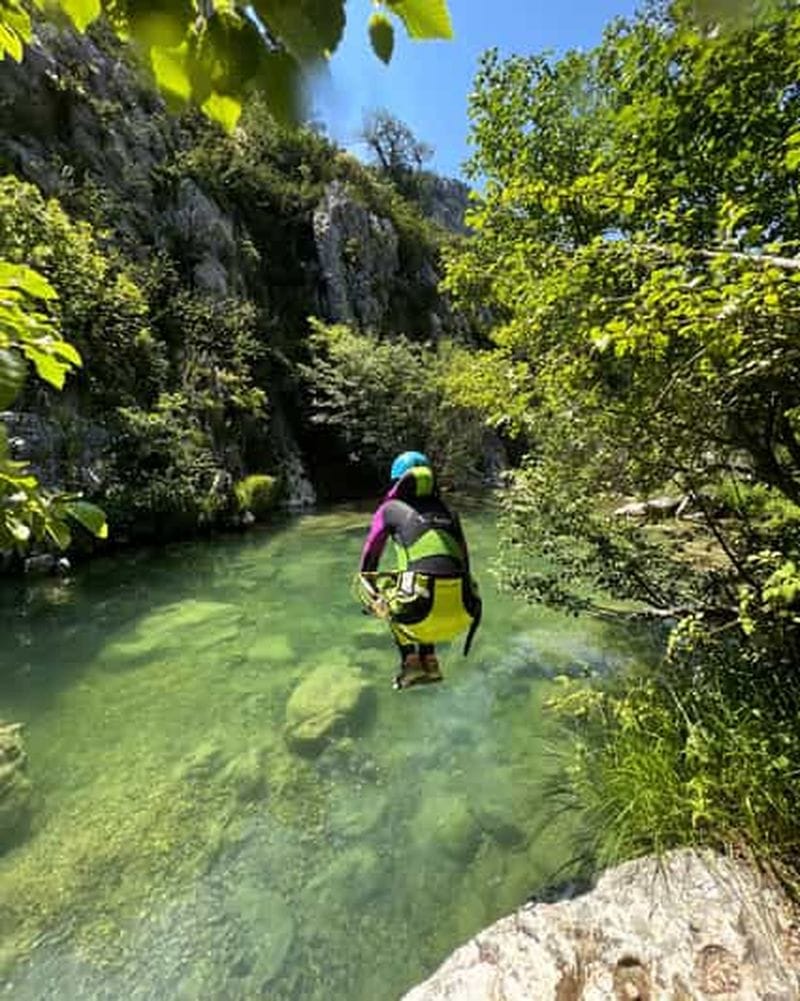 Billet Provence : aventure de canyoning en famille
