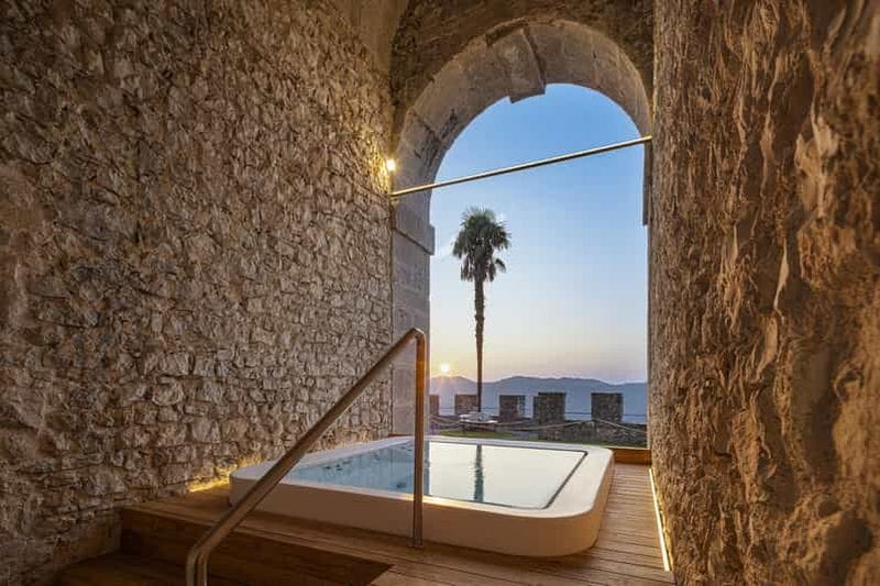Billet CastelBrando : détendez-vous dans un spa à l'intérieur d'un ancien château