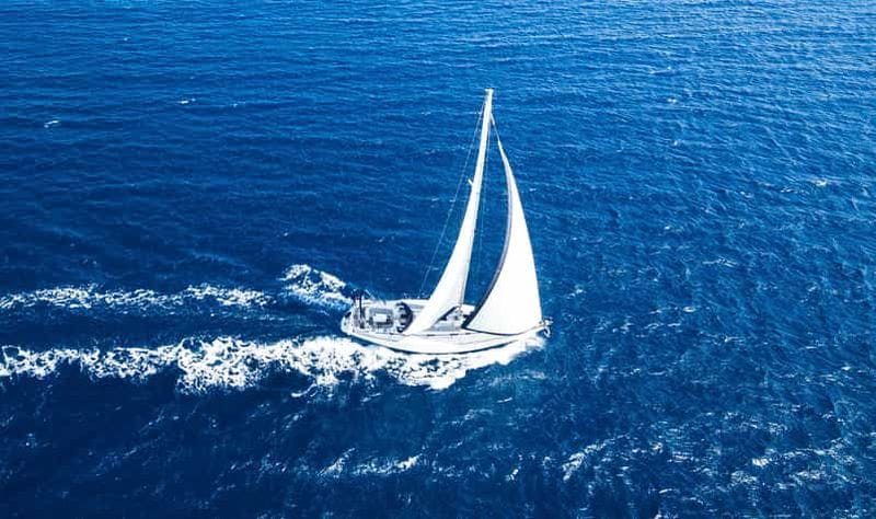 Billet Depuis Paros : croisière à la voile à Koufonisia et Naxos avec déjeuner