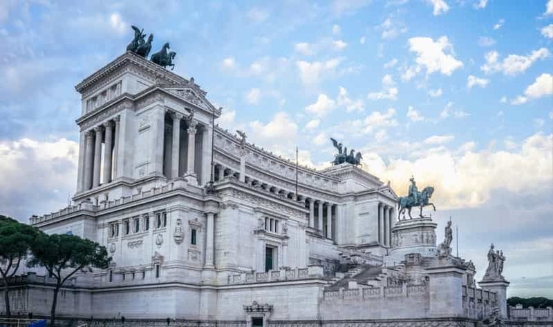 Billet Rome : les secrets du monument à Victor Emmanuel II et de la colonne de Trajan