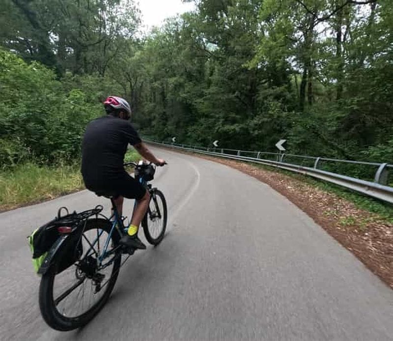 Billet Cilento : visite en vélo électrique à travers les villages avec apéritif du Cilento fait maison