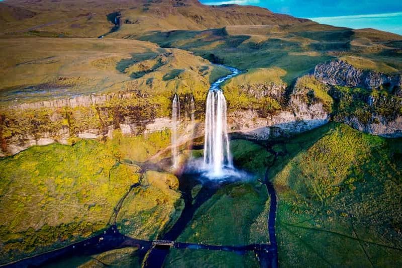 Billet Reykjavík : cascades de la côte sud, sable noir et visite du glacier