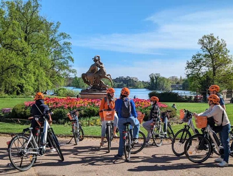 Billet Lyon : visite de 2 heures en vélo électrique avec un guide local