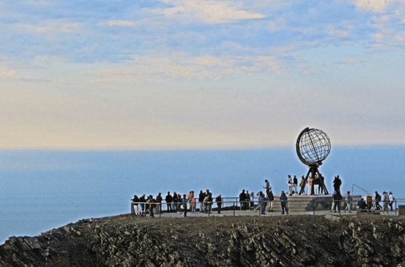 Billet Honningsvåg : excursion au cap Nord avec rennes et famille sami