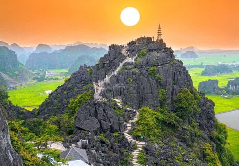 Billet Ninh Binh : sortie en bateau à Trang An, Bich Dong, grotte de Mua