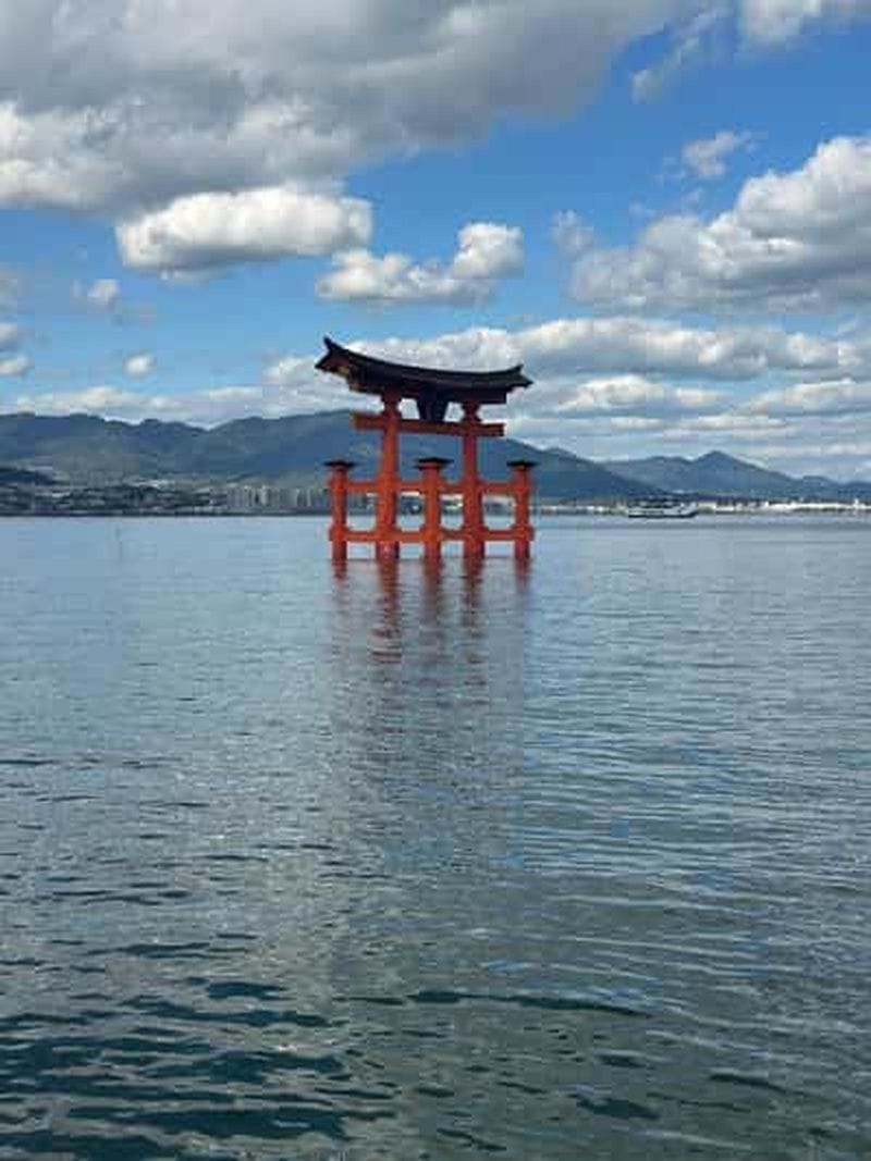 Billet Miyajima sacrée : voyage vers le torii flottant