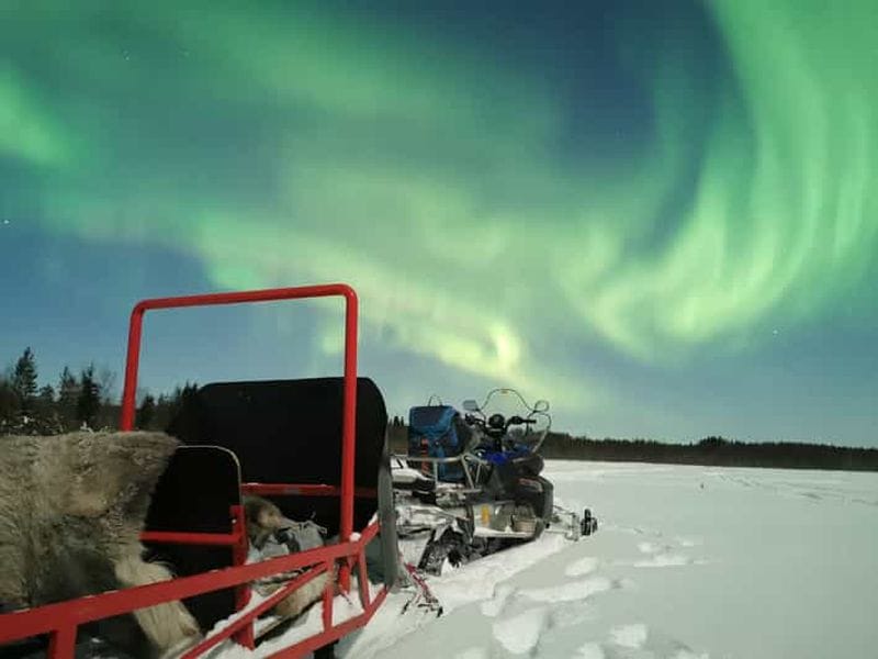 Billet Rovaniemi : balade en luge aux aurores boréales