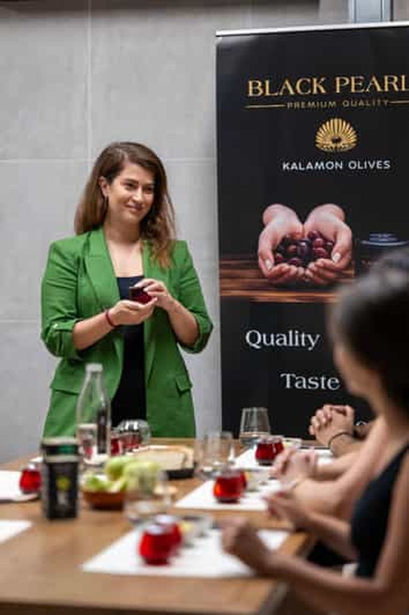 Billet Kalamata : Dégustation d’huile d’olive dans une huilerie ouverte au public