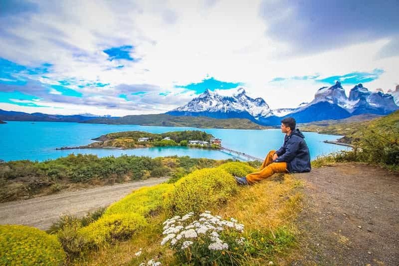 Billet Punta Arenas : journée complète Torres del Paine + grotte du Milodon