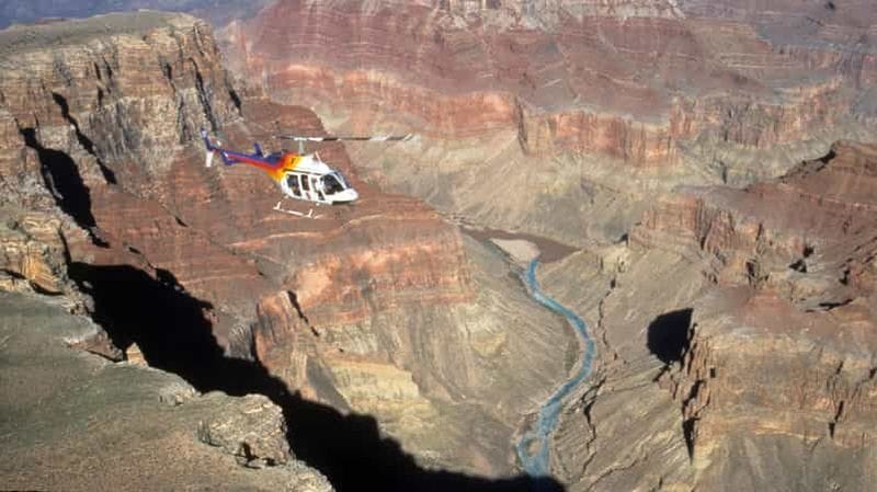 Billet Grand Canyon Village : Options d'excursion en hélicoptère et en Hummer