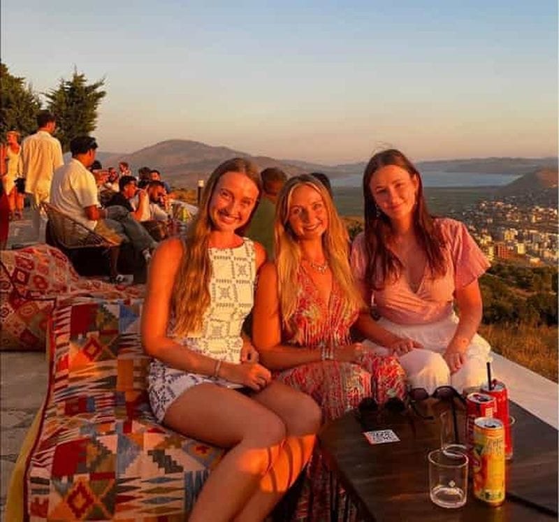 Billet Saranda au coucher du soleil : Blue Eye et château de Lekursi