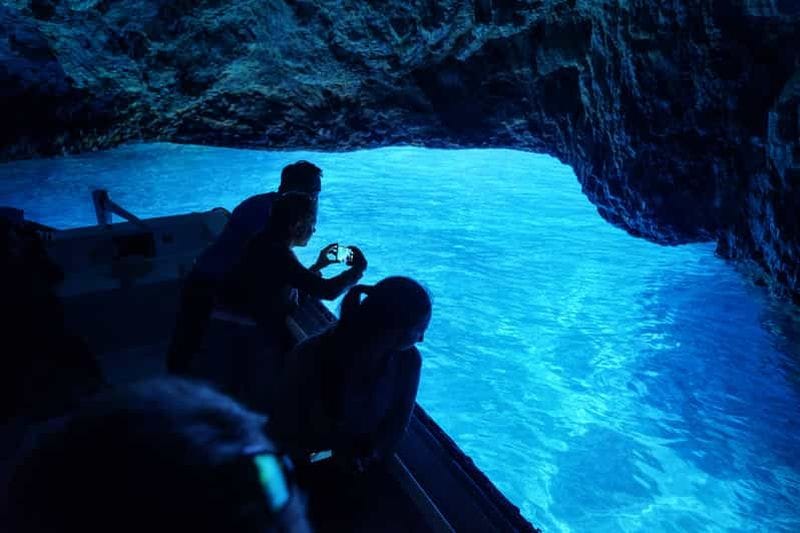 Billet Depuis Tivat : 2 heures : grotte bleue, tunnels de guerre, île de Mamula et mer ouverte