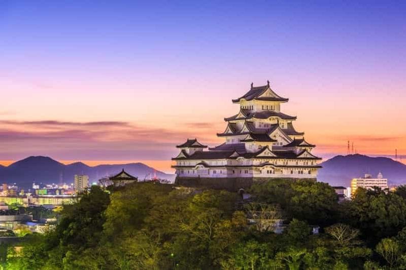 Billet Kobe et Himeji : visite privée personnalisée avec chauffeur et véhicule