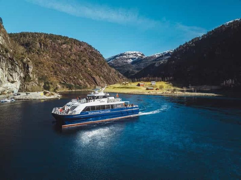 Billet Bergen : croisière dans le fjord de Mostraumen, opérée et guidée par des locaux