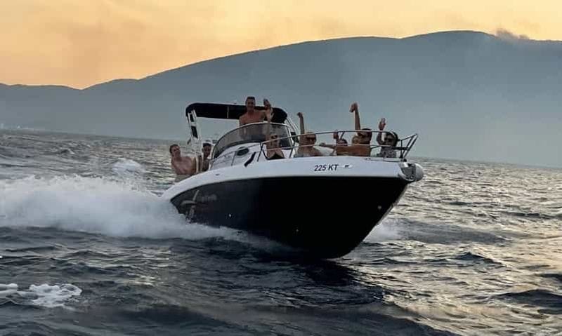 Billet Kotor : sortie en bateau, grotte bleue et baie de Kotor