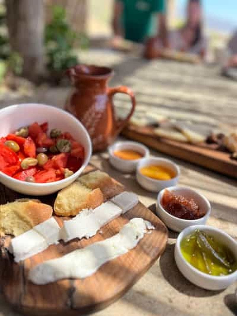 Billet Ios : dégustation de fromages et de vin (visite guidée incluse)