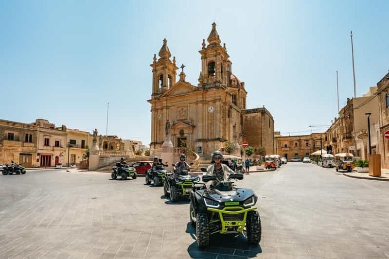 Billet Depuis Malte : excursion en quad à Gozo et sortie en bateau à Comino avec déjeuner