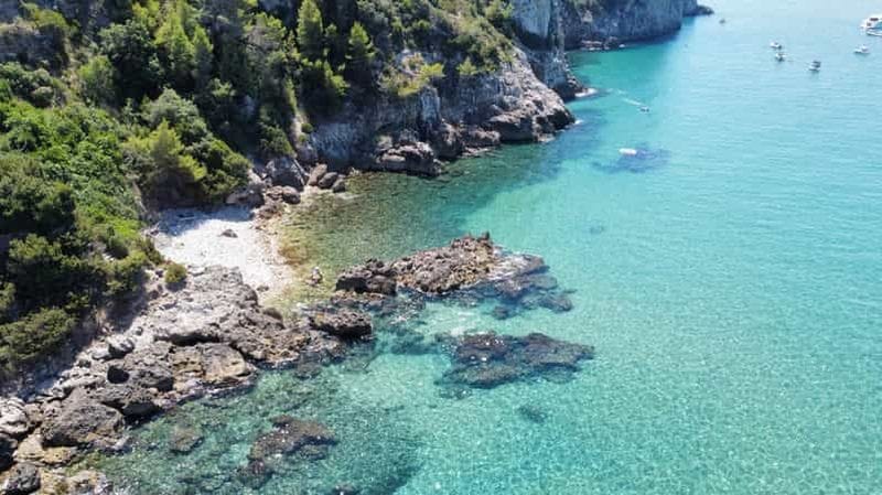Billet Visite privée des grottes des Corsaires