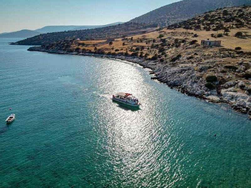 Billet Naxos : croisière de deux heures de Panermos à la grotte de Rina avec baignade et plongée