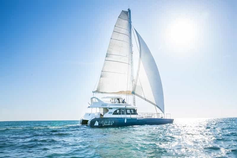 Billet Le Grau-du-Roi : Excursion en catamaran à voile le long des côtes