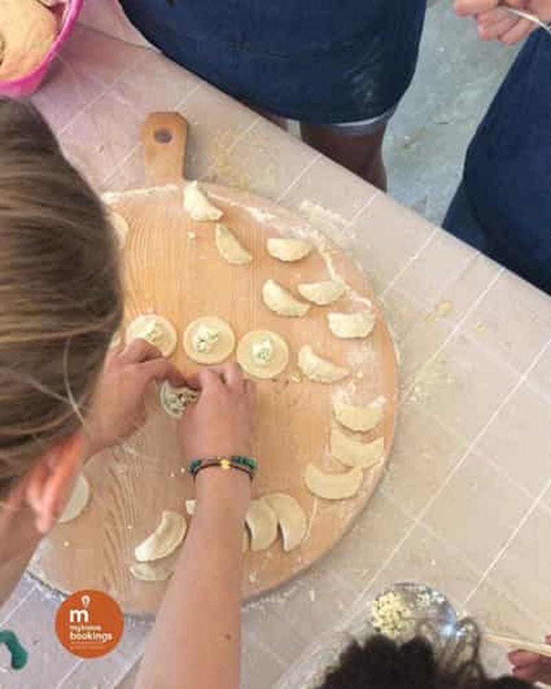 Billet Mykonos : cours de cuisine au village d'Ano Mera, déjeuner et boissons
