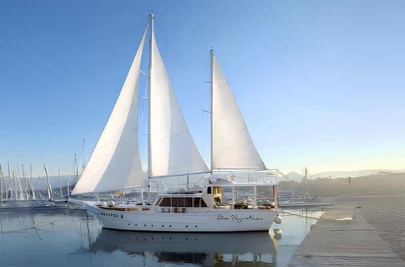 Billet Depuis Athènes : croisière dans le golfe Saronique, 4 arrêts, baignade et déjeuner