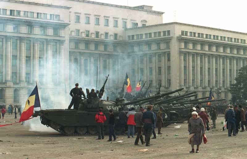 Billet Bucarest : Communisme et histoire Visite guidée de la ville