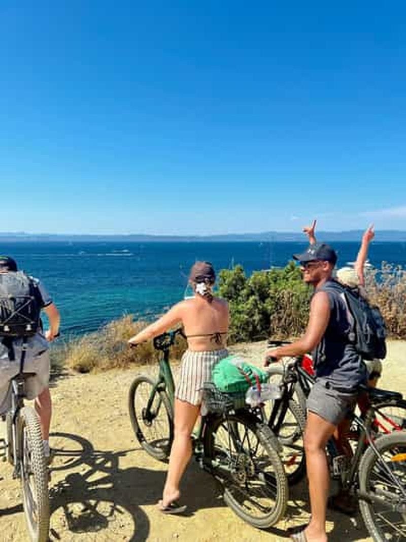 Billet Porquerolles : exploration de l'île à vélo, snorkeling et pique-nique