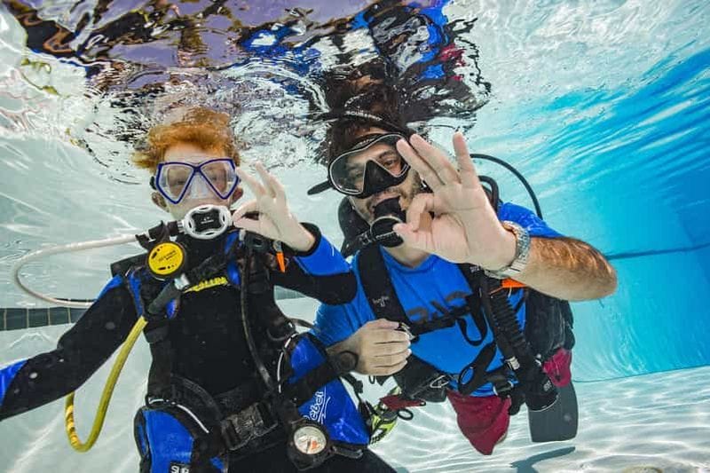 Billet Paros : initiation à la plongée sous-marine en bateau (sans expérience)