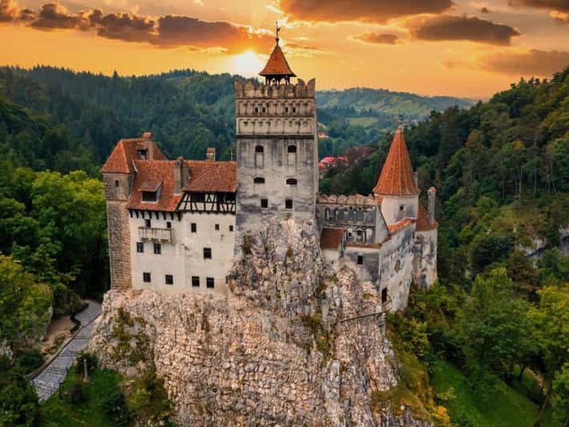 Billet Bucarest : circuit en Transylvanie avec Peles, Dracula et Brasov