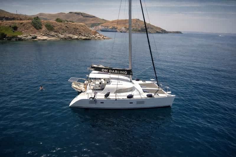 Billet Kalamata : croisière en catamaran privée ou partagée avec repas