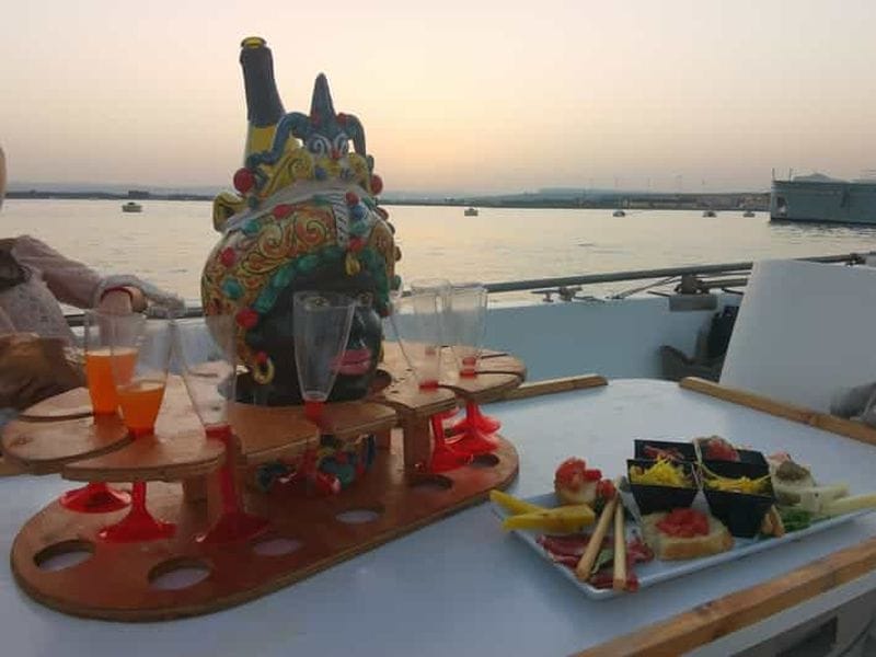 Billet Syracuse : croisière au coucher du soleil à Ortygie avec apéritif