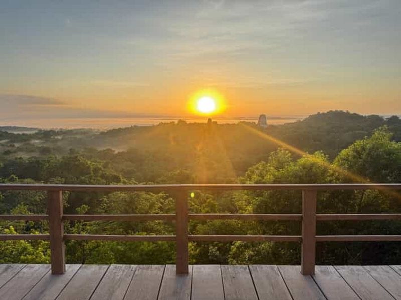 Billet Lever du soleil à Tikal depuis le temple IV et promenade dans la jungle