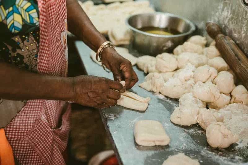 Billet Port Louis : cuisine de rue et visite de la ville