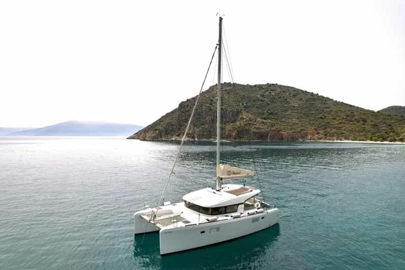 Billet Nauplie : Croisière privée d'une demi-journée en catamaran