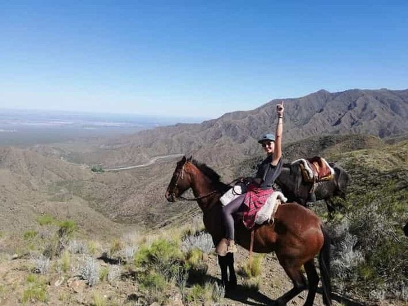 Billet Mendoza : Randonnée à cheval dans les montagnes au coucher du soleil et barbecue