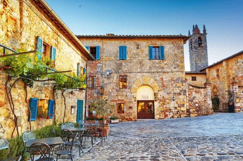 Billet Au départ de Sienne : Tour du Chianti et des châteaux avec dégustations de vins