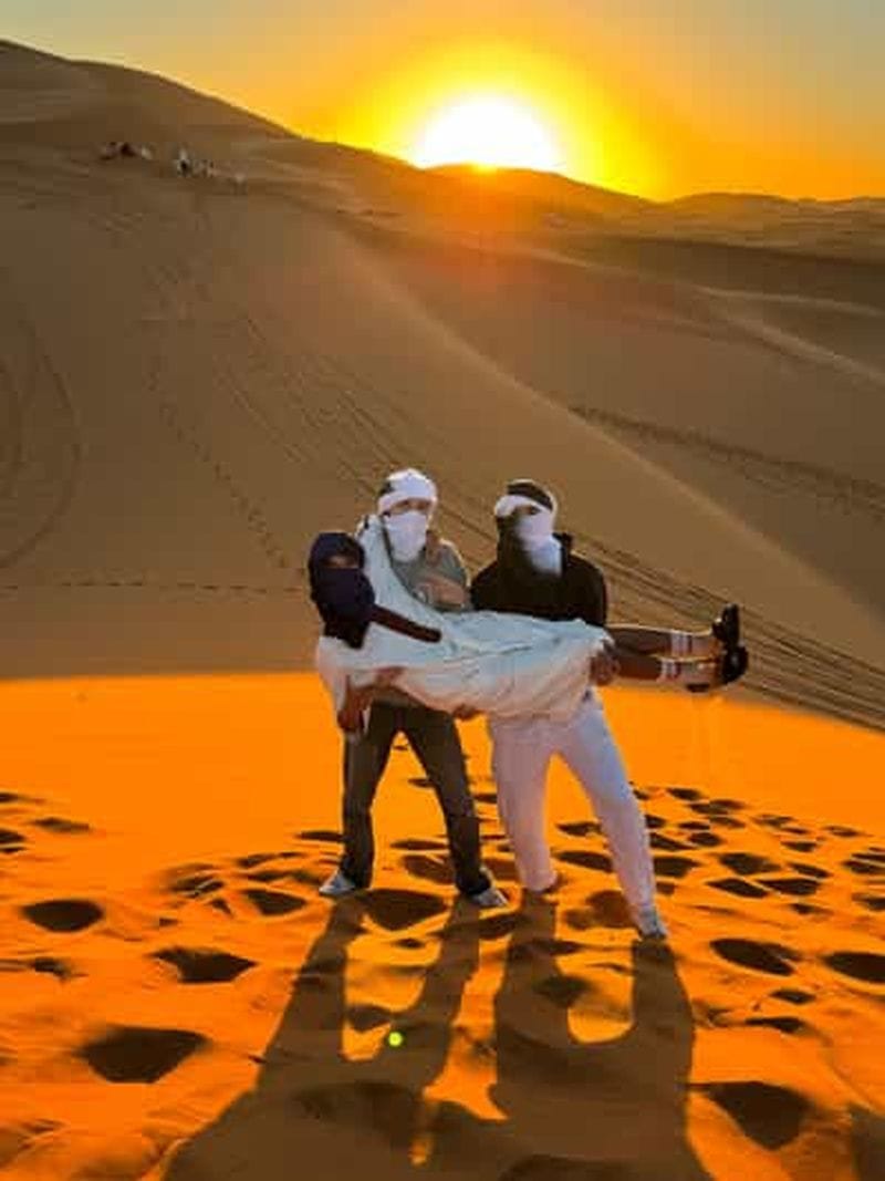 Billet Depuis Marrakech : Excursion de 2 jours dans le désert du Sahara jusqu'à Fès ou Marrakech