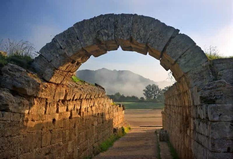Billet Olympie antique : visite agrotouristique, dégustation de miel, de vin et d'huile.