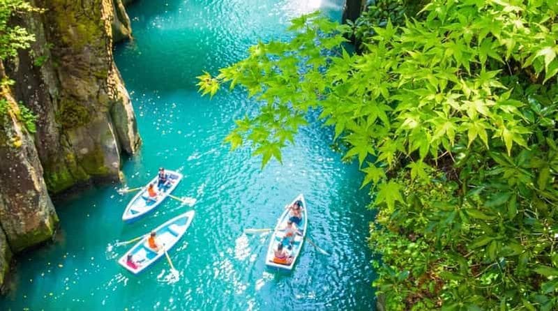 Billet Mt.Aso&Kusasenri/url/1/, Visite des gorges de Takachiho (sortie en bateau en option)