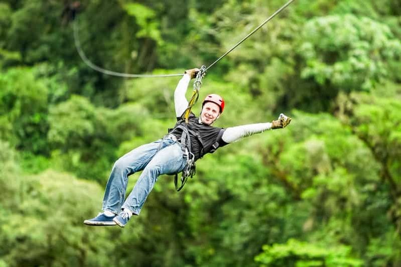Billet Belize City : Circuit d'aventure en tyrolienne et tyrolienne dans les cavernes