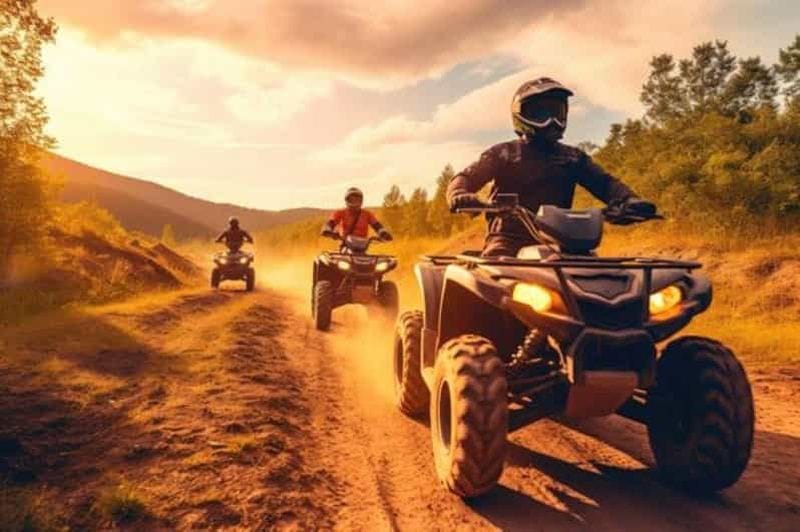 Billet Marrakech : Excursion en quad dans le désert d'Agafay avec dîner-spectacle