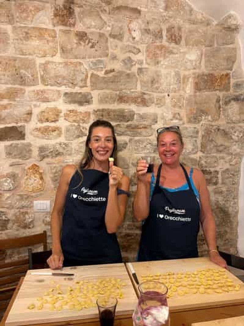Billet Polignano a Mare : Cours de cuisine des Pouilles avec repas et boissons