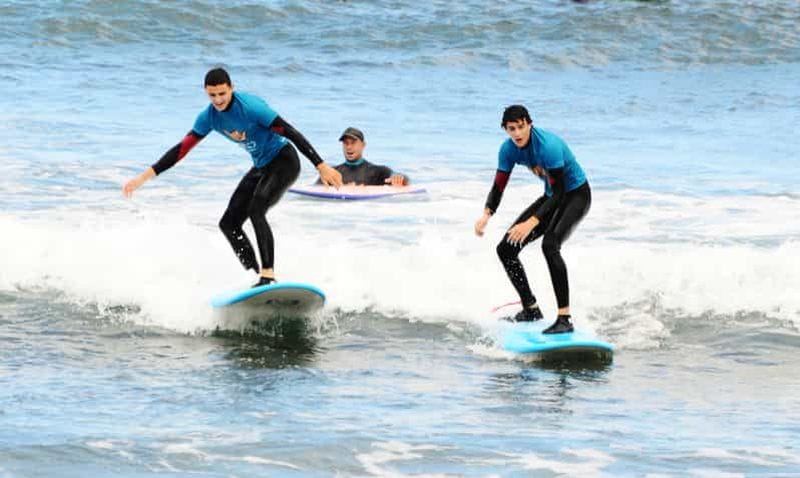 Billet Tenerife : Leçon de surf pour tous les niveaux, photos incluses