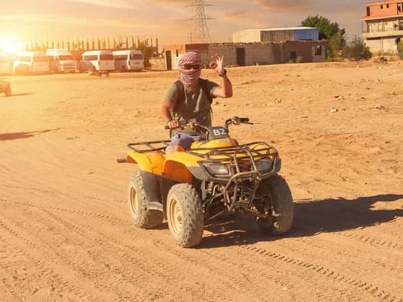 Billet Hurghada : Quad dans le désert et balade à dos de chameau avec GoPro en option