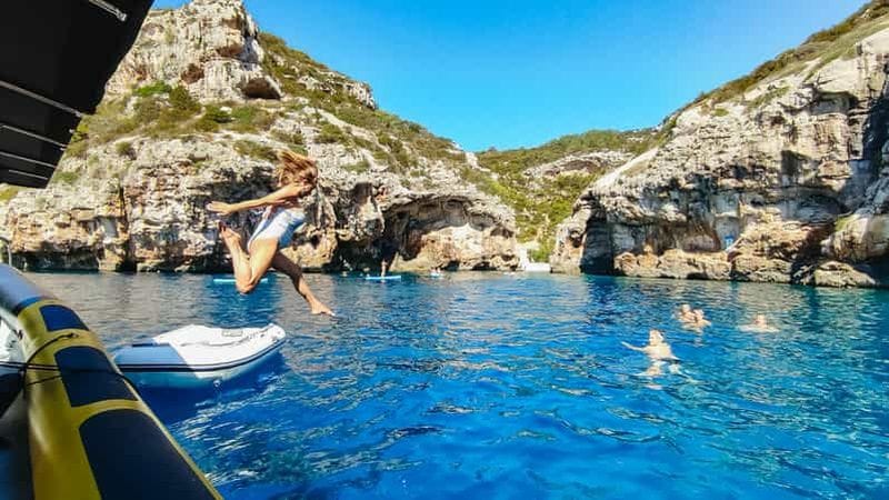 Billet Au départ de Split : grotte bleue, Mamma Mia, Vis et Hvar, circuit des 5 îles