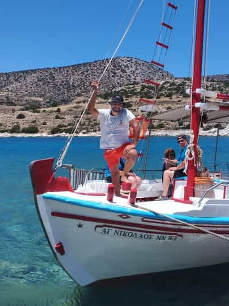 Billet Naxos : excursion en bateau traditionnel vers la grotte de Rina depuis Panermos