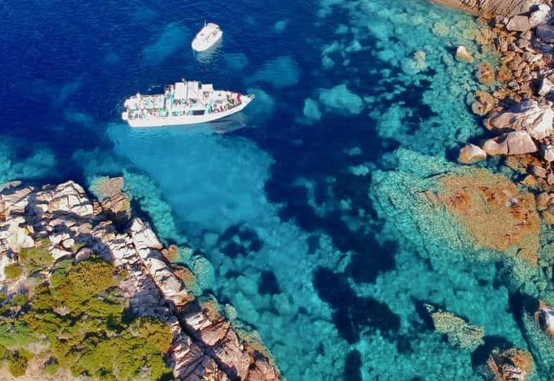 Billet Propriano : sortie en bateau à fond de verre (3 heures) – baignade et boissons