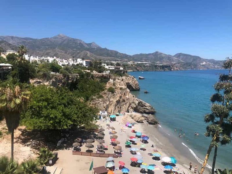 Billet Marbella/Malaga : visite VIP de la ville de Málaga, grottes de Nerja et tapas à Nerja